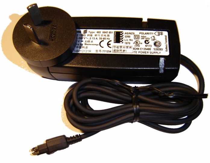 GENUINE SONY ERICSSON AC WALL TRAVEL CHARGER - Click Image to Close
